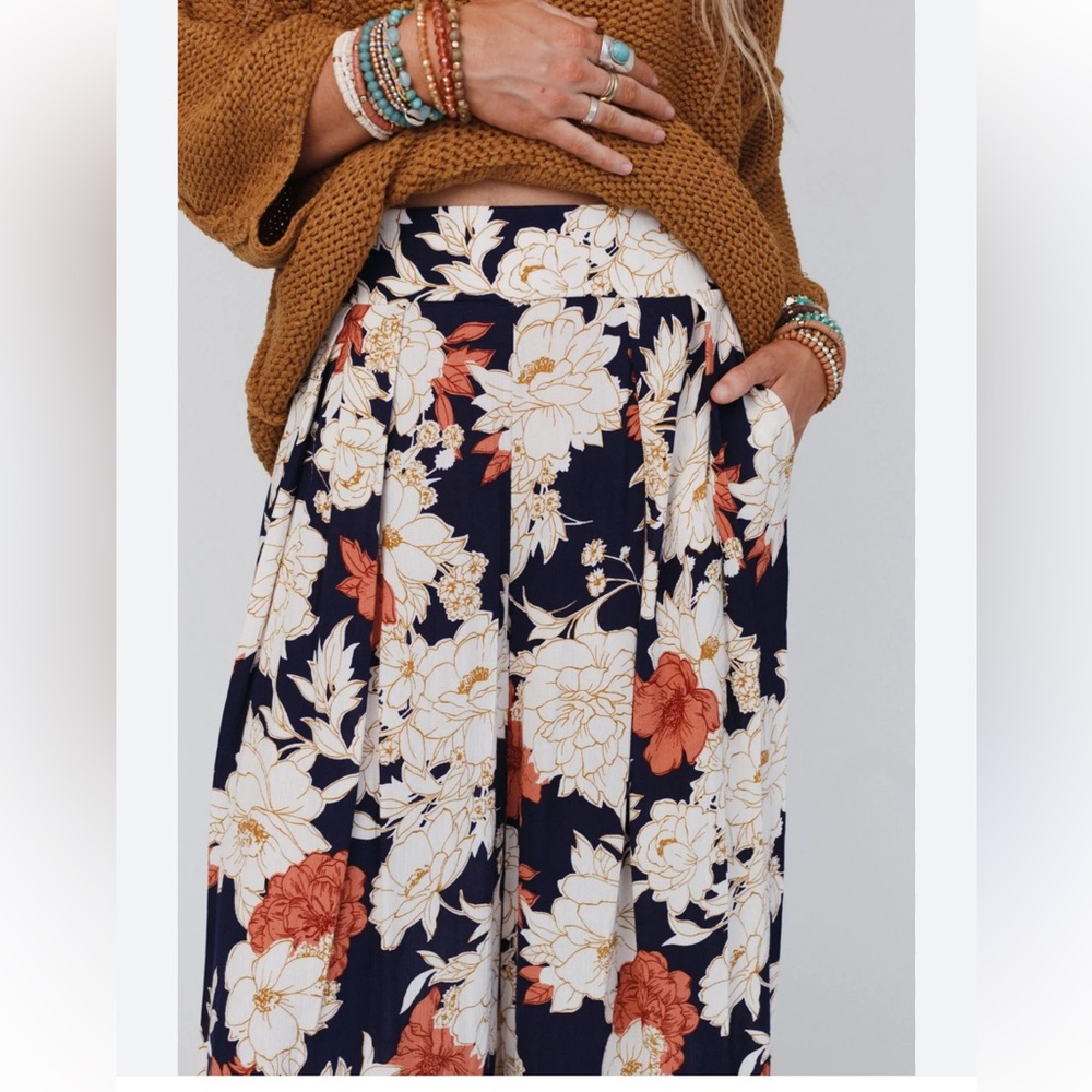 Three Bird Nest Floral Wide Leg Pants - Navy and Cream